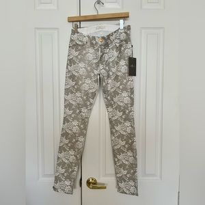 7 for all mankind light gold jean with print size 27 new w tags